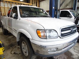 2001 Toyota Tundra Limited White Extended Cab 4.7L AT 2WD #Z23224